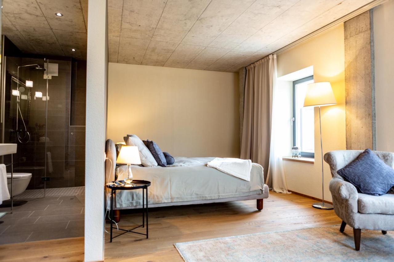 Hotel De L'Ours Preles Exterior photo